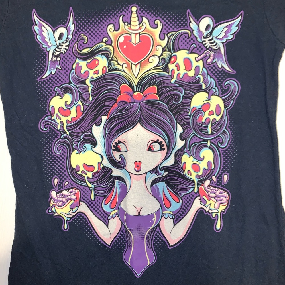 ❌SOLD❌ Snow White | fantasy tee - Picture 2 of 4